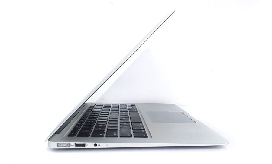 Apple MacBook Air (13 inch Mid 2012) A1466 - Image 10