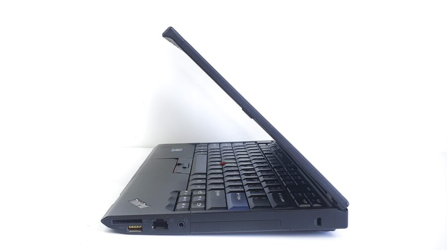 12.5" Lenovo Thinkpad X220 Laptop - Core i5, 8GB RAM, 500GB HDD - Image 12