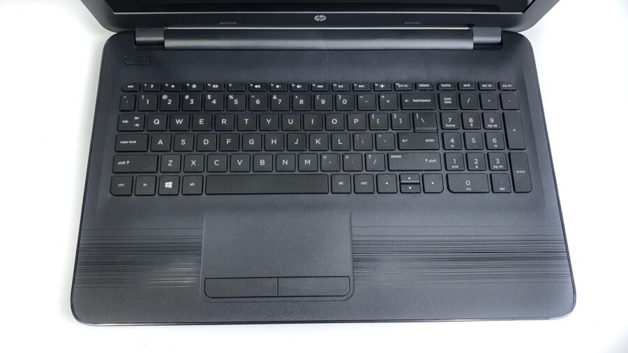 15.6 inch HP 15-ba009dx laptop - AMD Quad-Core, 8GB RAM, 500GB HDD - Image 7