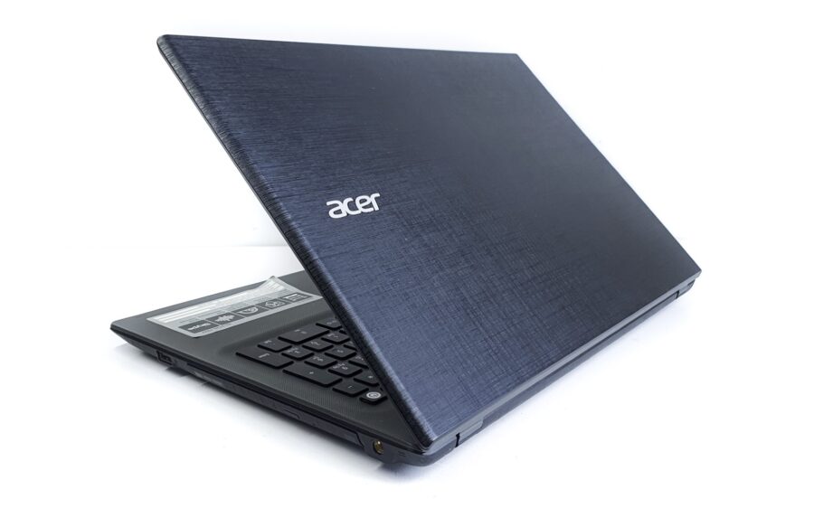 Acer Aspire E15 laptop - i7 5th Gen, 16GB RAM, 1TB HDD - Image 2