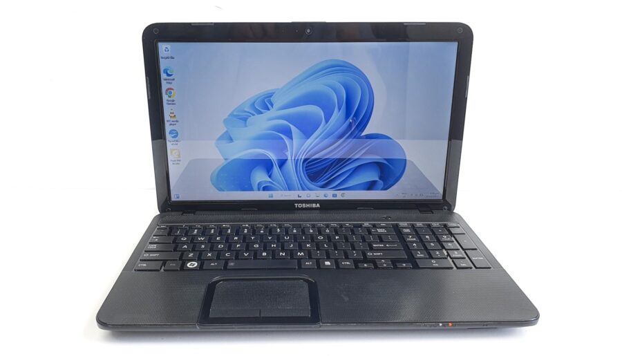 Toshiba Satellite Pro c850 laptop - i5, 500GB HDD, 8GB RAM