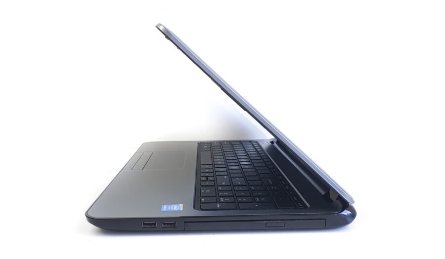 15.6" HP 15-r003tu Notebook laptop - i5 4th Gen, 8GB RAM, 750GB HDD - Image 9