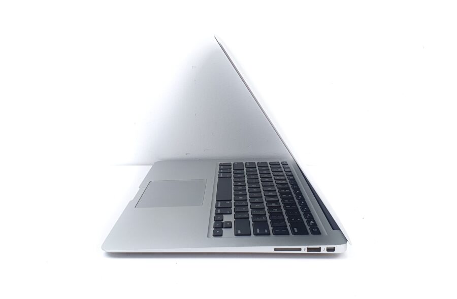 Apple MacBook Air (13 inch, Early 2015) A1466 - Image 10