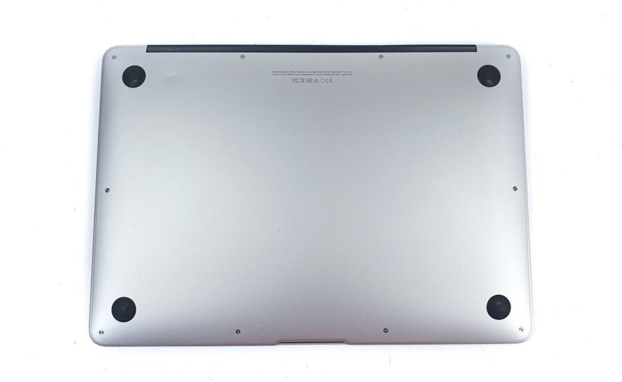 Apple MacBook Air (13 inch, Early 2015) A1466 - Image 13