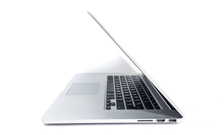 15" MacBook Pro "Core i7" 2.2 15" Mid-2014 (IG) - 16GB RAM, 256GB SSD - Image 7