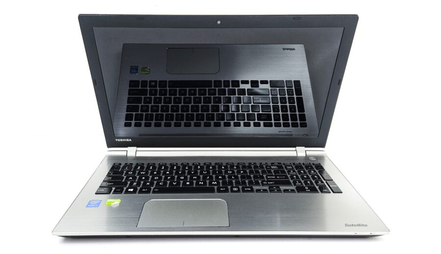 Toshiba Satellite P50-C laptop - i7 5th Gen, 16GB RAM, 240GB SSD - Image 8