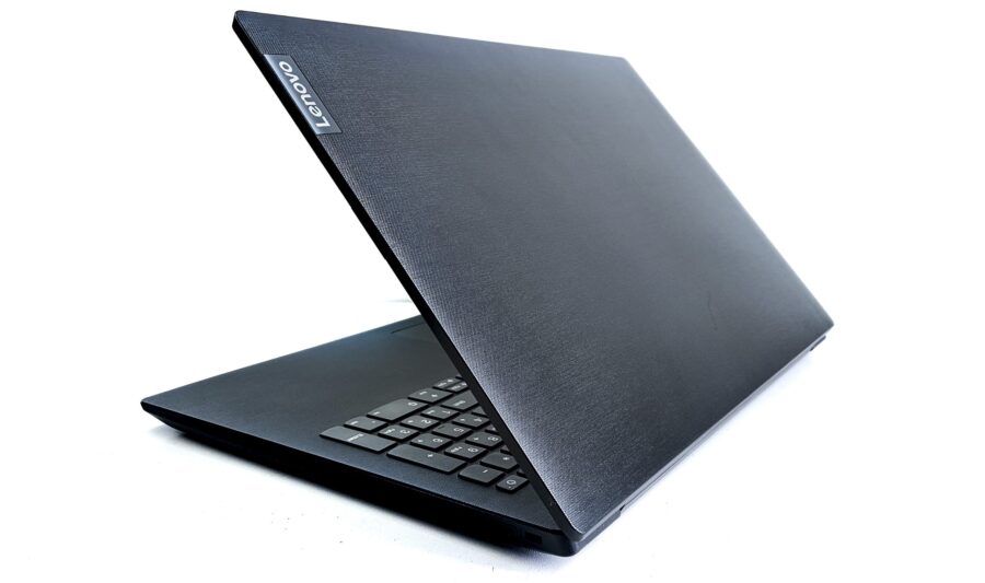 15" Lenovo V145 laptop - AMD, 8GB RAM, 120GB SSD - Image 4