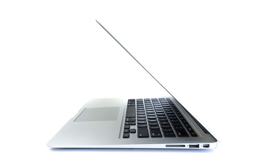 Apple MacBook Air (13 inch Mid 2012) A1466 - Image 7