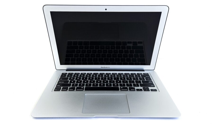 Apple MacBook Air (13 inch Mid 2012) A1466 - Image 4