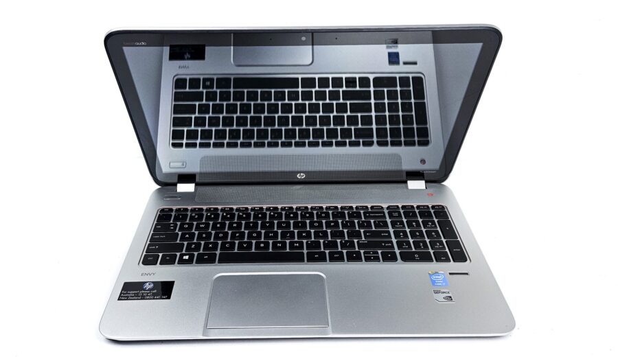 15.6" HP Envy Touchsmart 15 - i7 4th Gen, 16GB RAM, 256GB SSD - Image 4