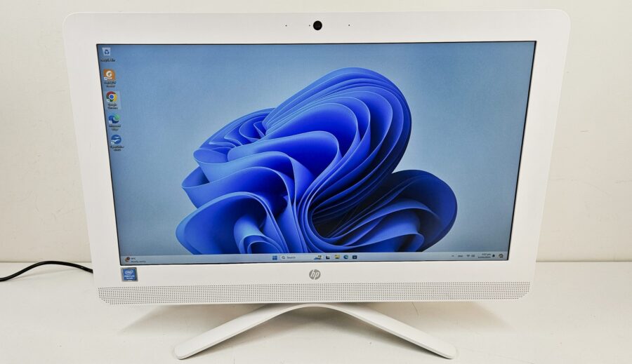 19.5" HP 20-c410a All-in-One PC with accessories