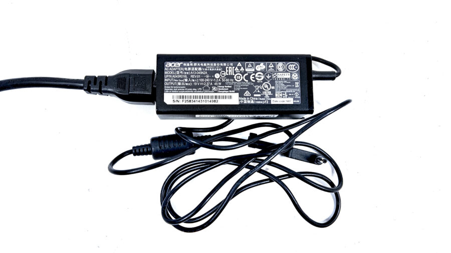 Original Acer 19V 2.37A 45W (3.0 x 1.1mm) Charger with Power Cable - Image 2